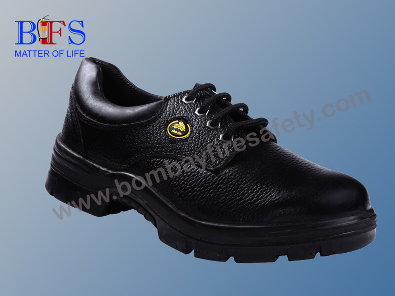 Bata safety shoes